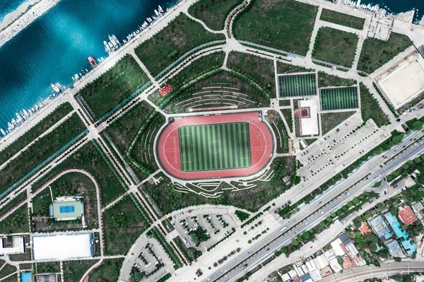 Quels exercices de musculation sont recommandés pour améliorer la stabilité des chevilles chez les pratiquants de danse de salon?